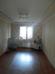 Срочно продается 2 комнатная квартира на 3 этаже. . c обстановкой +